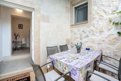 Holiday Home Little Desire 1818