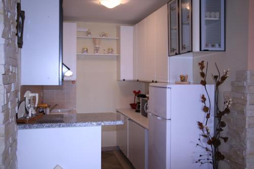 Apartments In Silo/insel Krk 13442