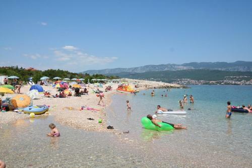 Apartment In Silo/insel Krk 14599
