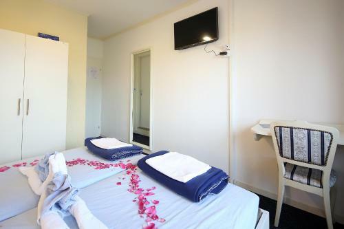 Hostal Guest House Zeba & Riviera