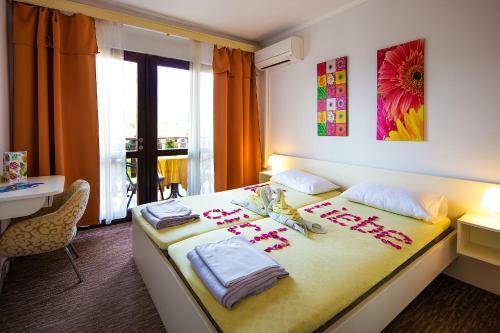 Hostal Guest House Zeba & Riviera