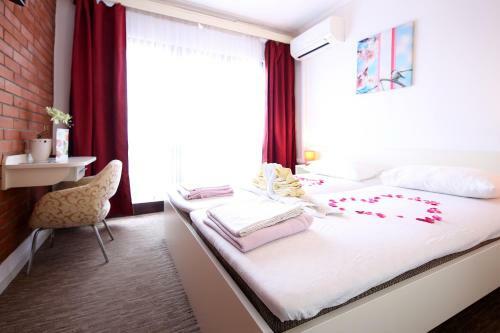 Hostal Guest House Zeba & Riviera