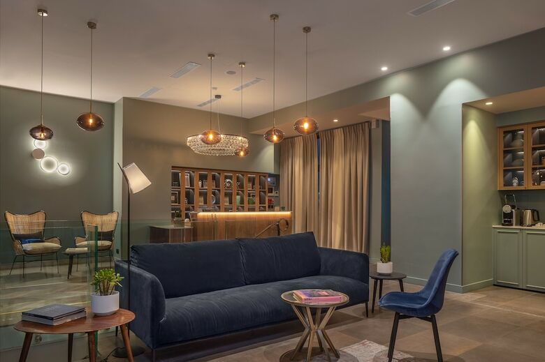 Lyric Hotel Paris