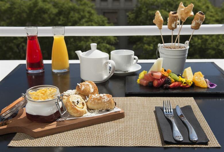 Hotel NH Collection Madrid Suecia