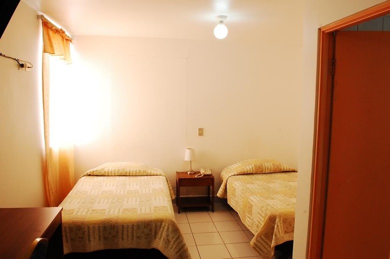 Hotel Plaza Col�n