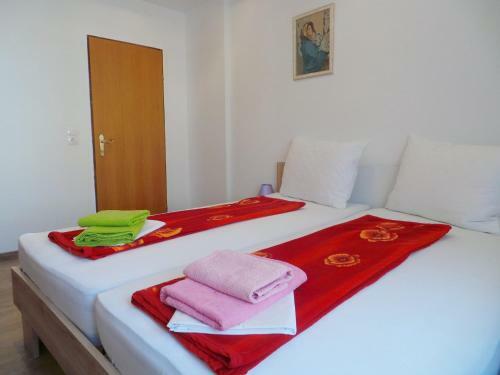 Jadranovo One-bedroom Apartment 1