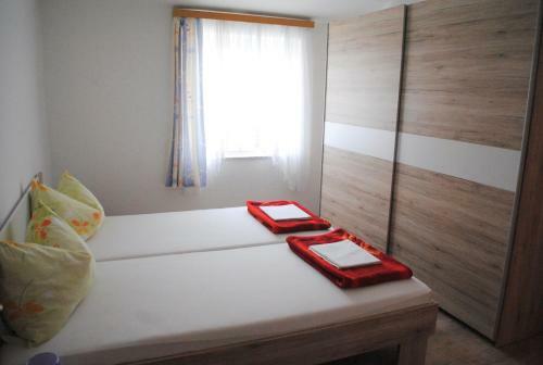 Jadranovo One-bedroom Apartment 1