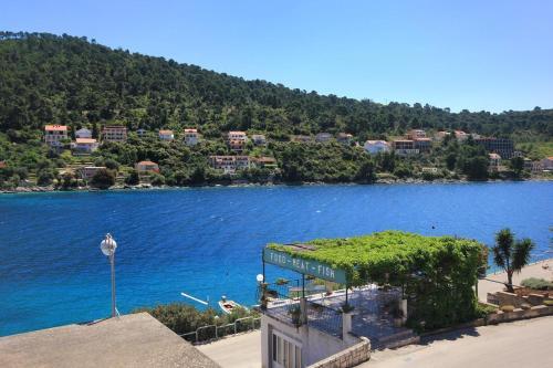 Apartments By The Sea Brna (korcula) - 10057