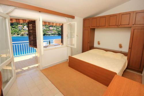 Apartments By The Sea Brna (korcula) - 10057