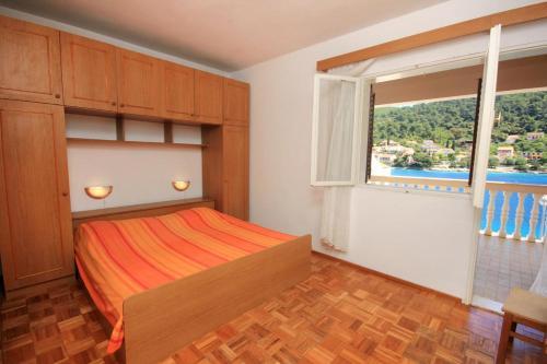 Apartments By The Sea Brna (korcula) - 10057