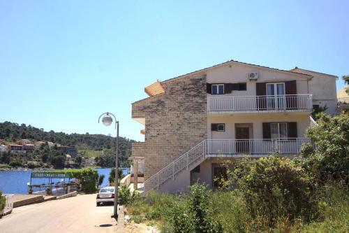 Apartments By The Sea Brna (korcula) - 10057