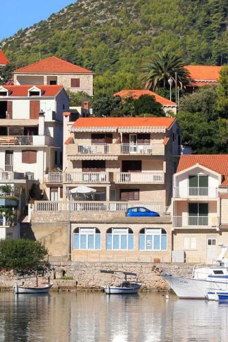Apartments By The Sea Brna (korcula) - 10057