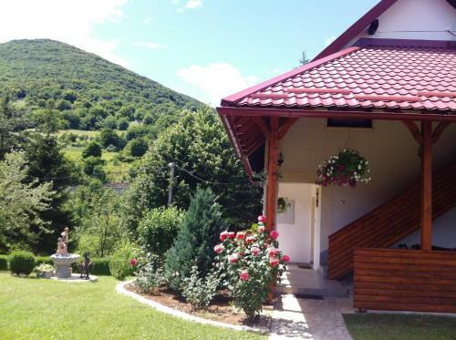 Hostal Apartments & Rooms Renata