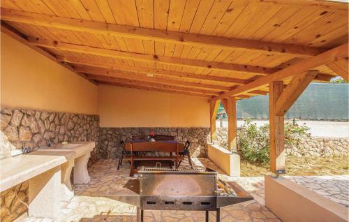 Four-bedroom Holiday Home In Smrika