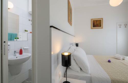Apartamentos Plr-peristyle Luxury Rooms