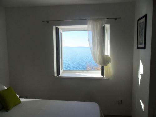 Hostal Apartments & Room Paula