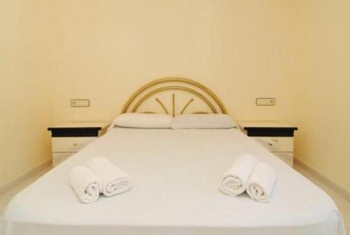 Santa Susanna Villa Sleeps 10 Wifi