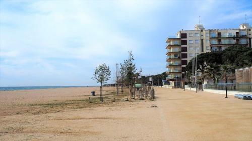 Santa Susana Apartment Beach
