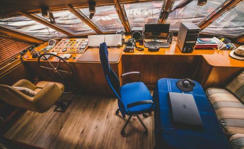 Motor Yacht Boatel