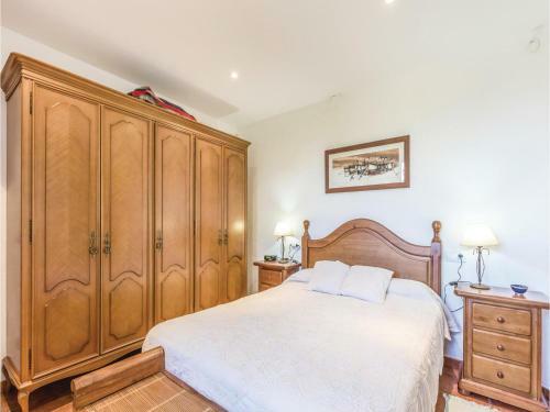 Four-bedroom Holiday Home In Coma-ruga, El Vendrell