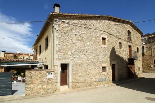 Sistach Rentals Casa Colomers