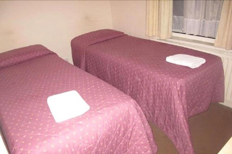 A To Z Hotel