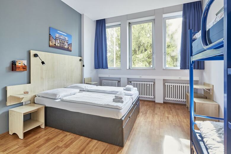 Hotel A&O Aachen Hauptbahnhof