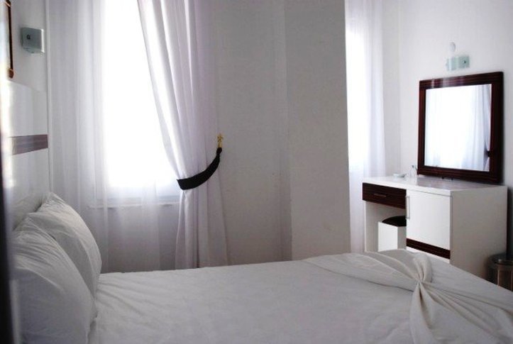 Lara Atalla Hotel