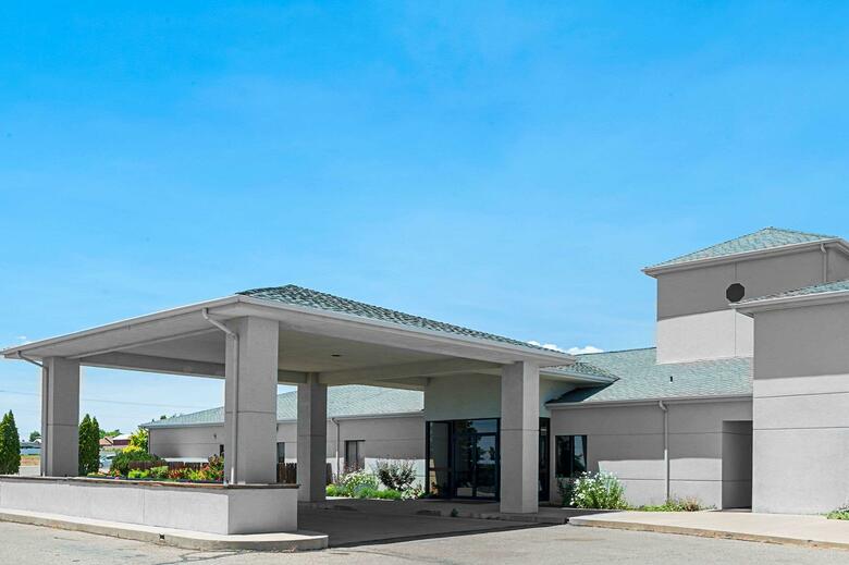 Hotel Quality Inn & Suites