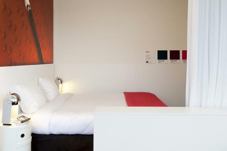 Hotel Pantone