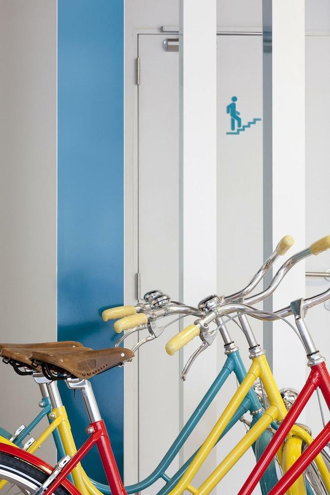 Hotel Pantone
