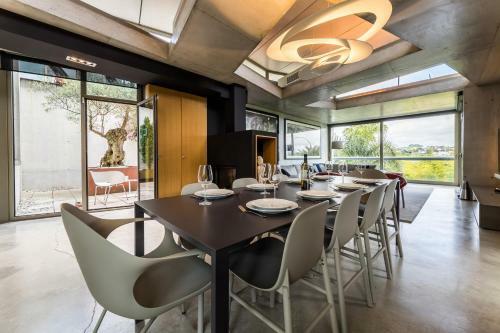 Villa Borobil: Heated Pool, Barbecue & Gardens