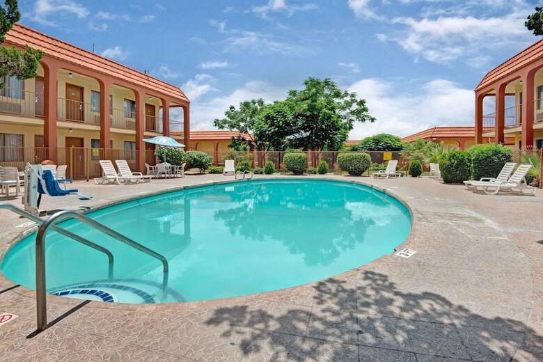 Hotel Super 8 El Paso Airport