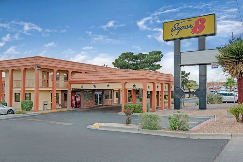 Hotel Super 8 El Paso Airport