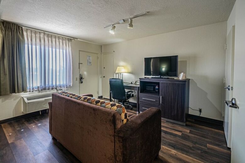 Hotel Super 8 El Paso Airport
