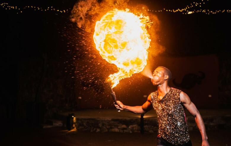 Hotel Avani Victoria Falls Resort