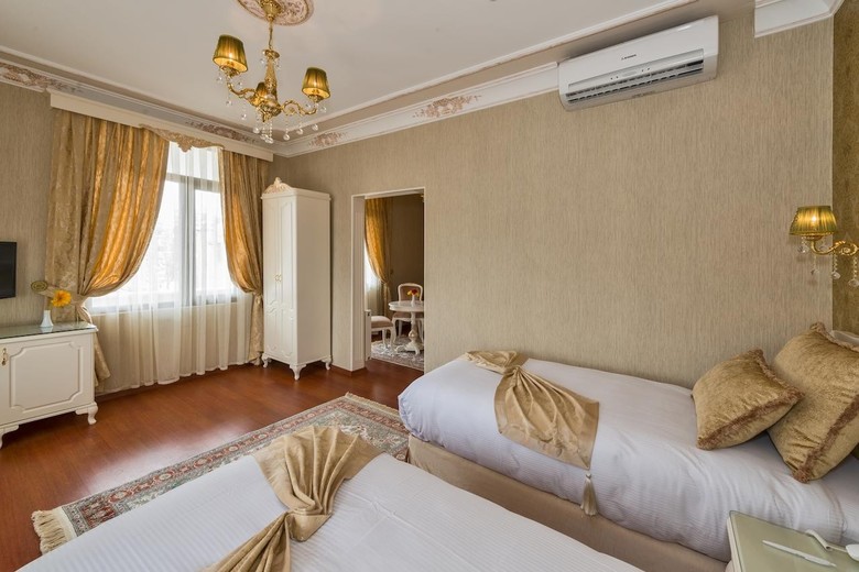 Enderun Hotel