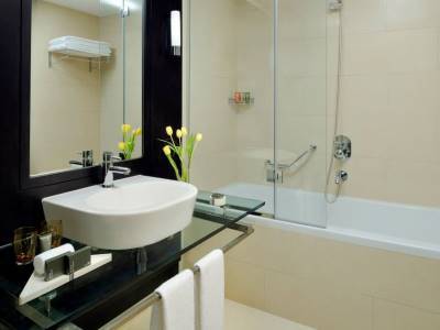 Hotel Moevenpick Jumeirah Lakes Towers