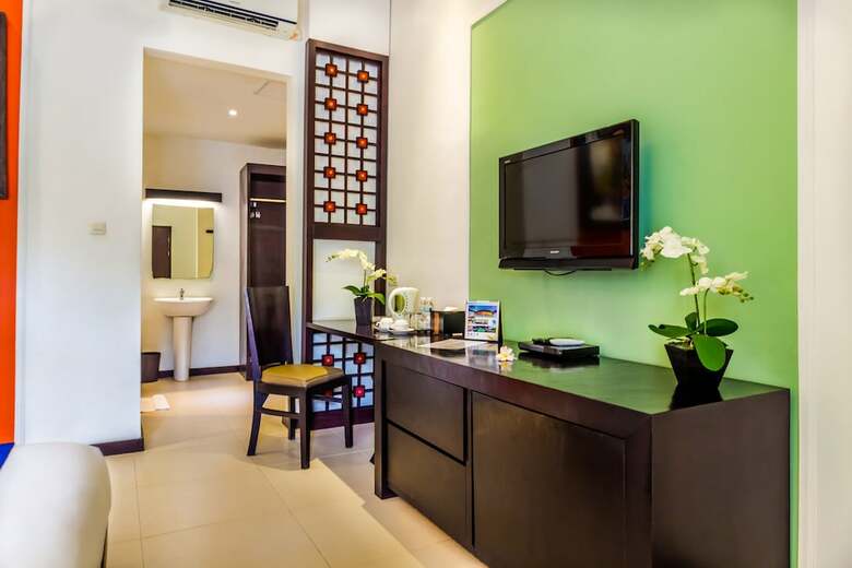 Ozz Hotel Kuta Bali