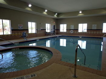 Holiday Inn Express Hotel & Suites Lubbock South