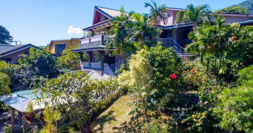 Hostal Romance Bungalows