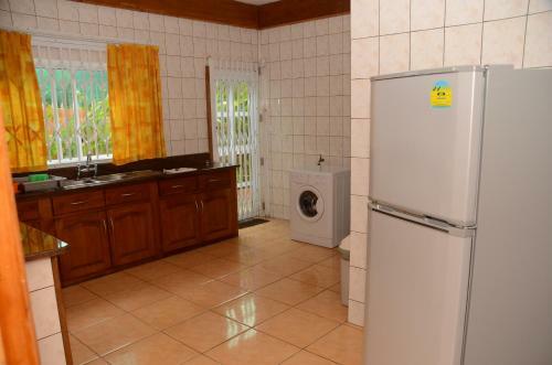 Beau Vallon Villa Apartments