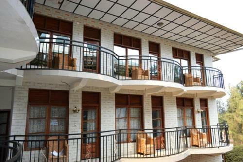 Dian Fossey Nyiramacibir Hotel