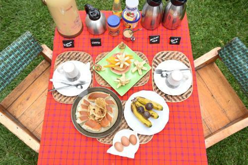 Albergue Red Rocks Rwanda - Campsite & Guesthouse