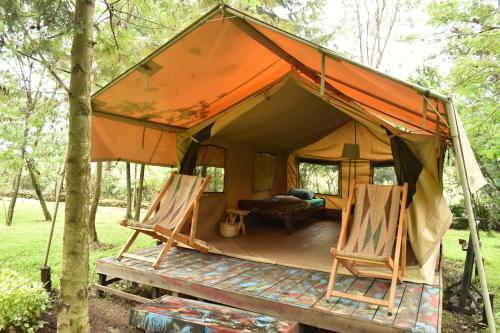 Albergue Red Rocks Rwanda - Campsite & Guesthouse