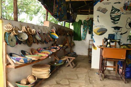 Albergue Red Rocks Rwanda - Campsite & Guesthouse