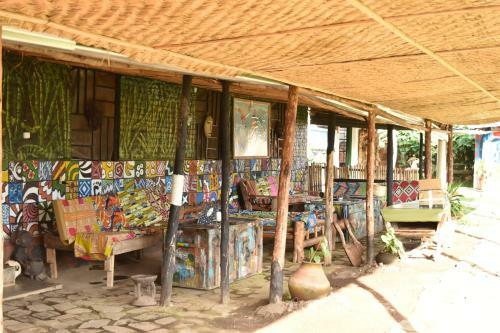 Albergue Red Rocks Rwanda - Campsite & Guesthouse