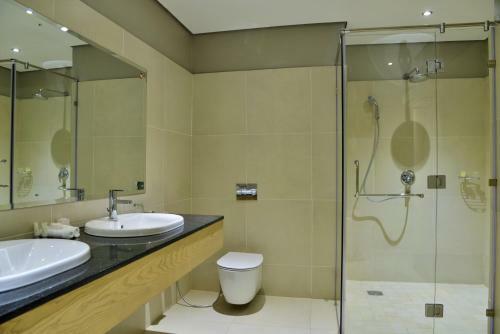 Epic Hotel & Suites