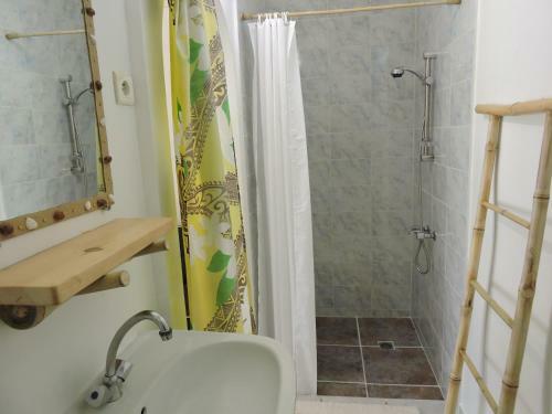 Hostal Pension Taitaa Tubuai