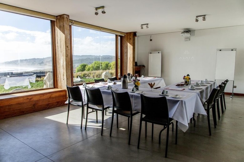 Lodge Hotel Alaia